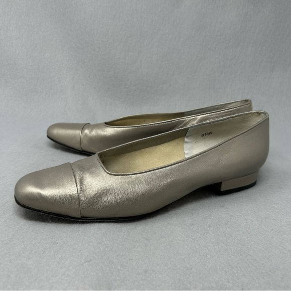 VANELI Opal Pearl Nappa Flats Women’s Size 8.5N - Picture 1 of 14